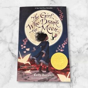 🔥 The Girl Who Drank the Moon Book